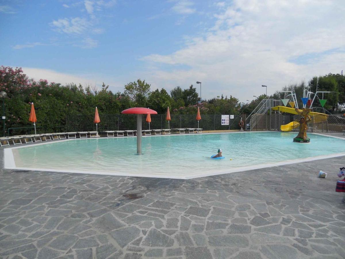 Mobilehomes In Sirmione/Gardasee 22177 外观 照片